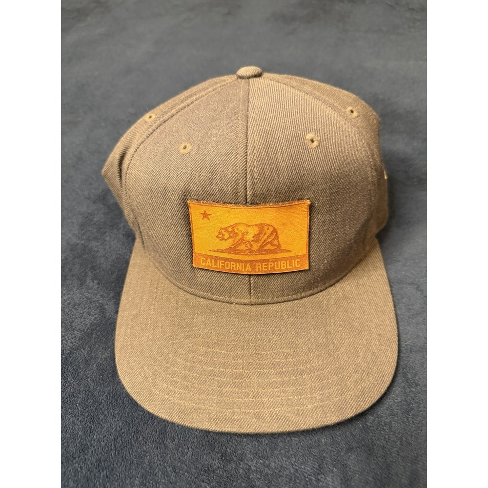 The Classics California Republic Leather Patch Snapback Hat Gray Vtg Y2K Cap
